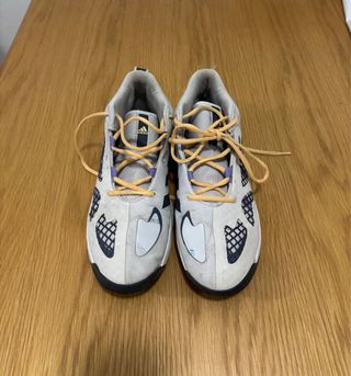 Zapatilla Adidas Baloncesto Talla 44