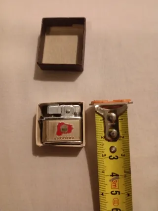 Mechero llavero Andorra mini antiguo