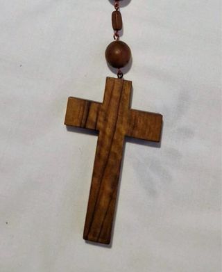 Rosario de madera antiguo