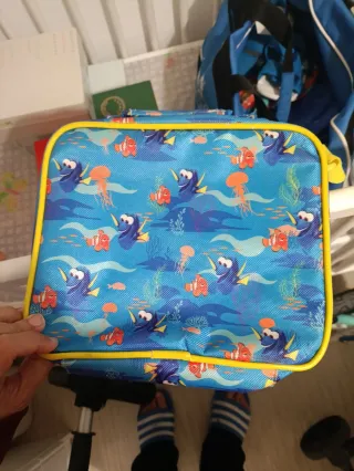 Mochila infantil Dory Buscando a Dory