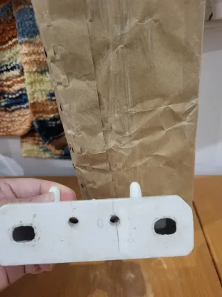 Colgadores de cerámica blancos