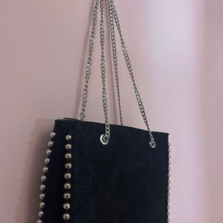 Bolso Zara Negro con Tachuelas