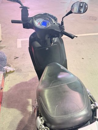 Peugeot Tweet 125cc Scooter Papeles listo itv list