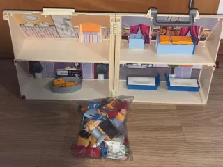 Casita de juguete completa