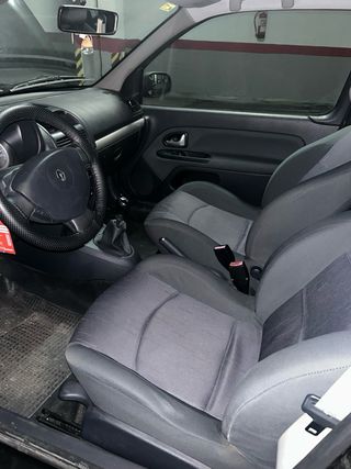 Renault Clio 2005