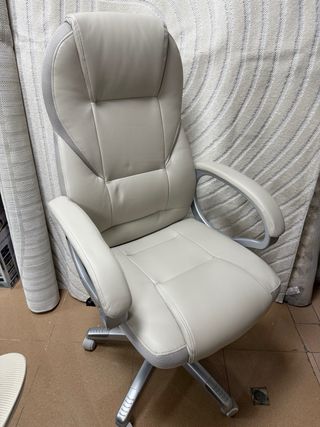 Silla de escritorio nueva