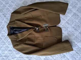 Blazer Zara Basic verde oliva