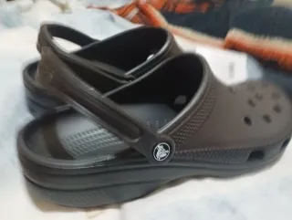 Crocs Clásicos Unisex Negro Talla 46/47