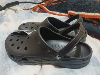 Crocs Clásicos Unisex Negro Talla 46/47