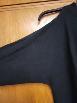 Jersey fiesta negro cuello alto