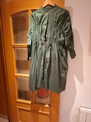 Vestidos diferentes por debajo de la rodilla