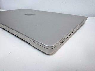 MacBook Pro 16 M1 Pro - 32GB RAM 1TB SSD - US Keys