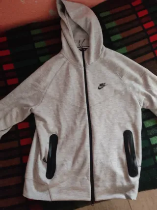 Chaqueta Nike Tech Gris Original