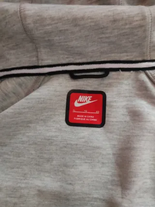 Chaqueta Nike Tech Gris Original