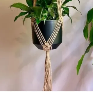 Cuelga macetas macramé
