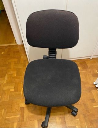 Silla de escritorio negra