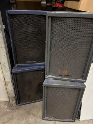 4 u. TMI 102 y 2 u TXD 115