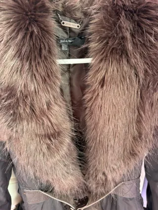 Chaquetón Zara con pelo