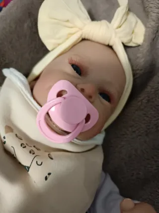 Bebe reborn!+ 2.200 kg