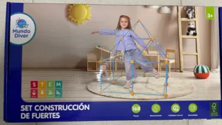 Juguetes de construcción.