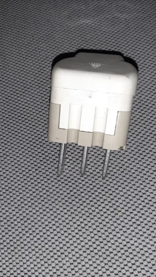 Base y enchufe industrial