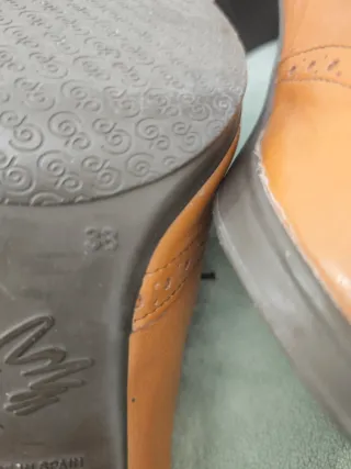 Zapatos Pitillos tacón marrón Talla 38