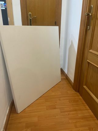 Silla de comedor negra y plateada