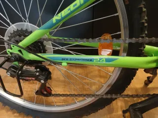 Bicicleta Neon 24 Pulgadas TOYS'R'US