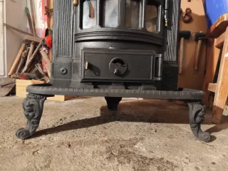 Estufa Hierro Fundido Salamandra Negra