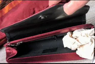 Bolso de mano burdeos