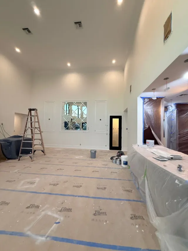 Pintura y alisados de paredes