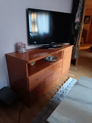 Mueble TV madera marrón
