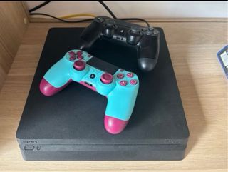 Consola PS4 1TB con 2 mandos