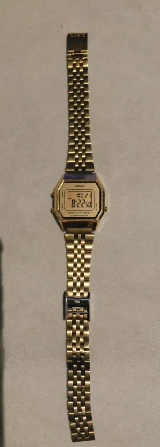 Reloj Casio Vintage Dorado Mujer LA680WEGA-9ER