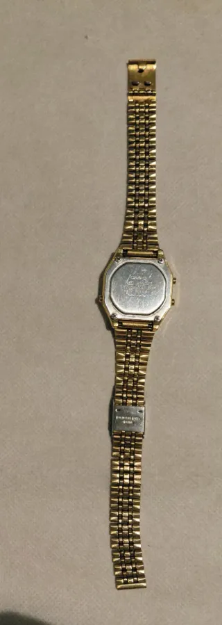 Reloj Casio Vintage Dorado Mujer LA680WEGA-9ER