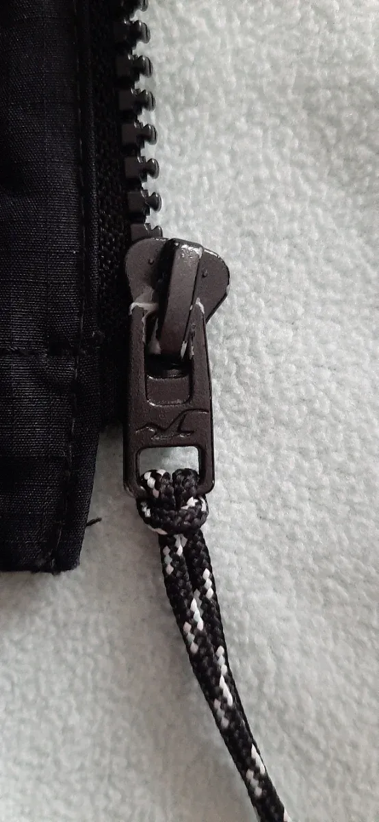 Chamarra Hollister Negra Talla L