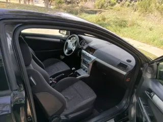 Opel Astra 2006