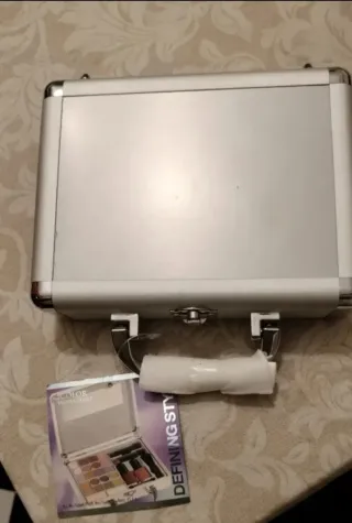 Estuche Maquillaje Color.