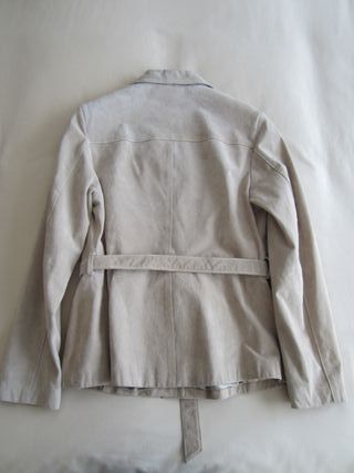 Cazadora beige tacto ante Talla M