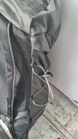 Mochila Mountain Hardwear Scrambler Negra