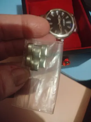 Reloj unisex UNO de 50 caja madera original