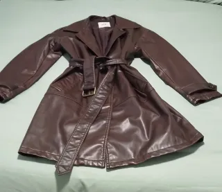 Trench Marrón Piel Sintética