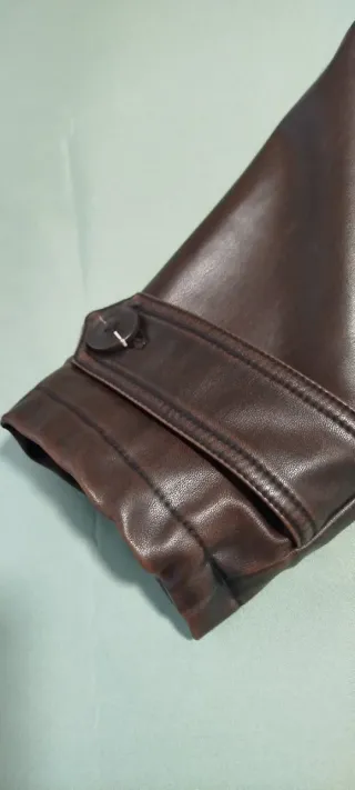 Trench Marrón Piel Sintética