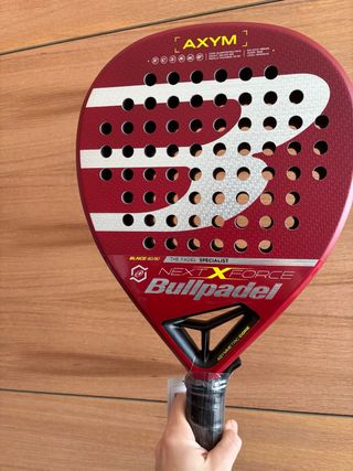 Pala Bullpadel Axym Nueva