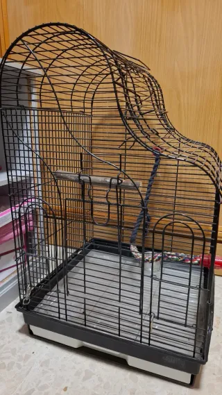 Jaula para pájaros negra