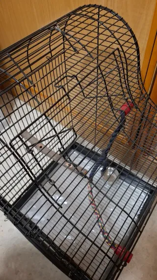 Jaula para pájaros negra