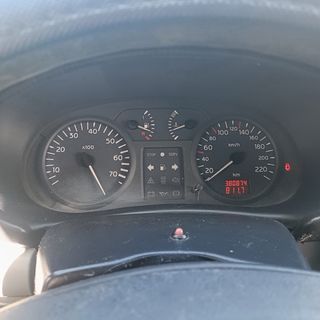 Renault Clio 2002