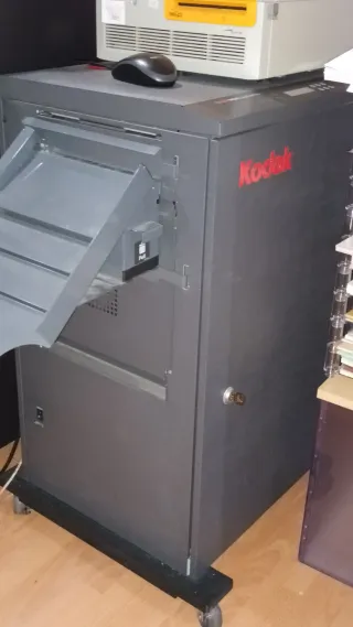 Impresora Kodak D4000 con kiosco