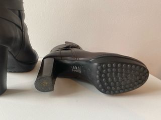 Botas Tod's Castanhas Salto Alto