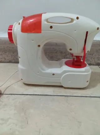 Máquina de coser de juguete infantil